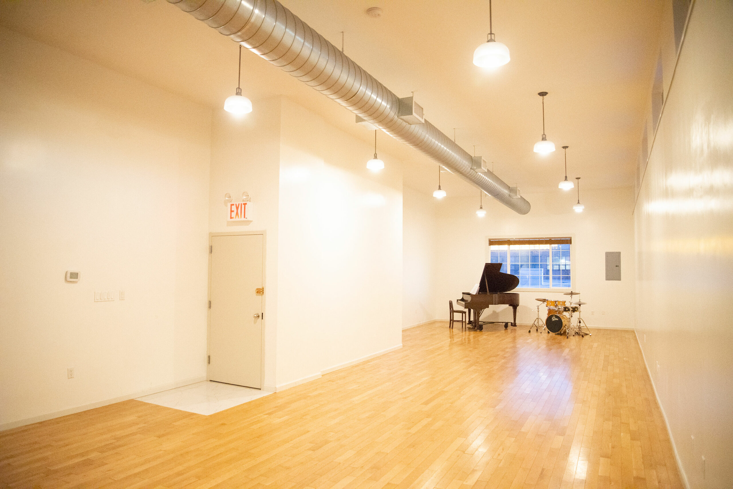 Subsidized Studio Rental for Creative Activities